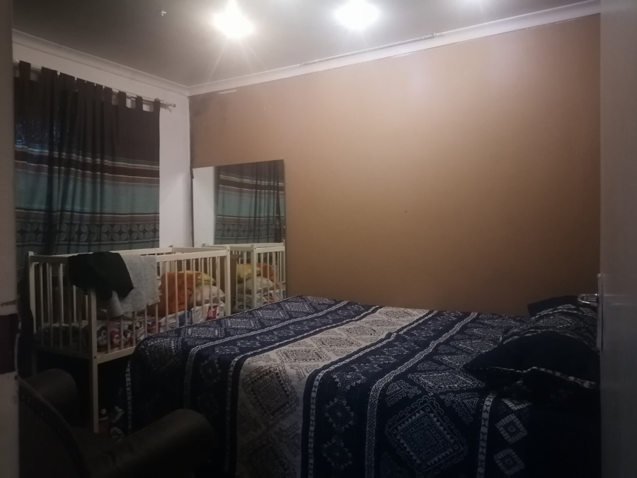 2 Bedroom Property for Sale in Mfuleni Western Cape